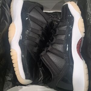 Jordan 11 72-10 Lows Kids Sneakers